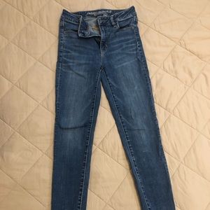 Women’s American Eagle Jeans. Size 0
